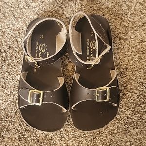 Sun-san surfer size 10